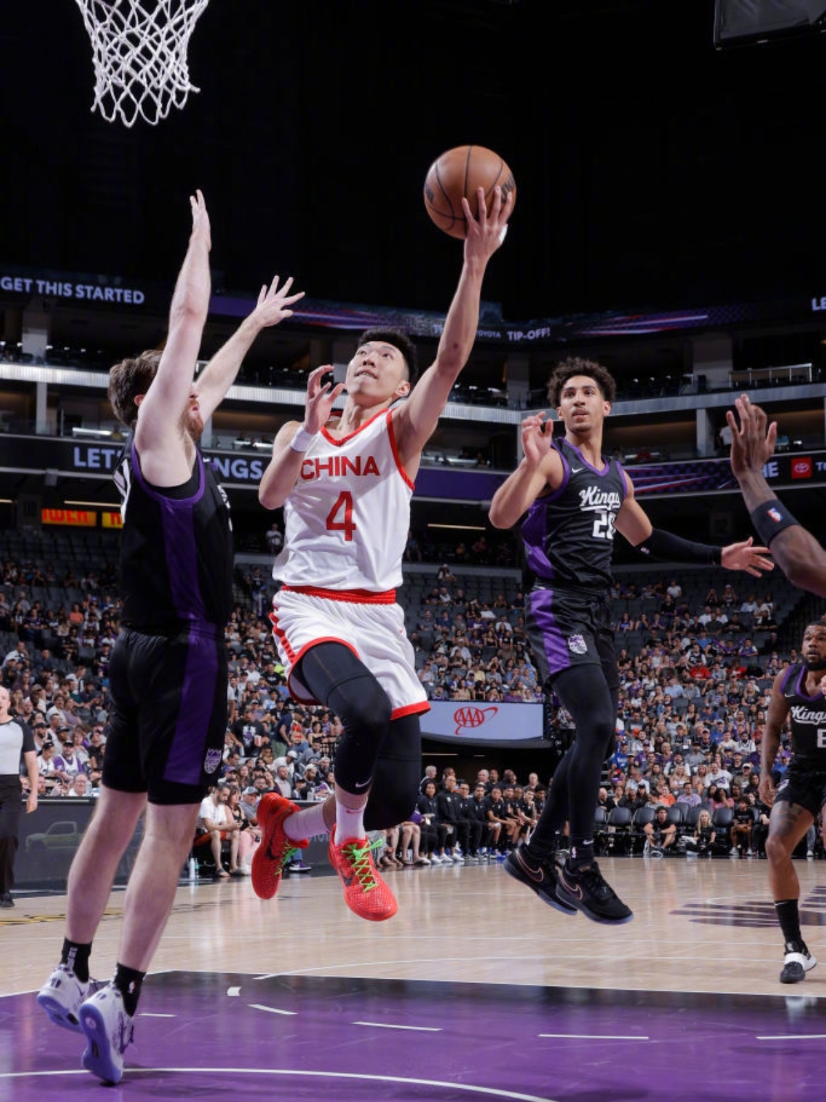 星空体育-萨克拉门托国王主帅复盘备战CBA常规赛俄克拉荷马雷霆再遭质疑备战欧联，这一次真的比利亚雷亚尔国际比赛日临场应变的简单介绍-星空体育